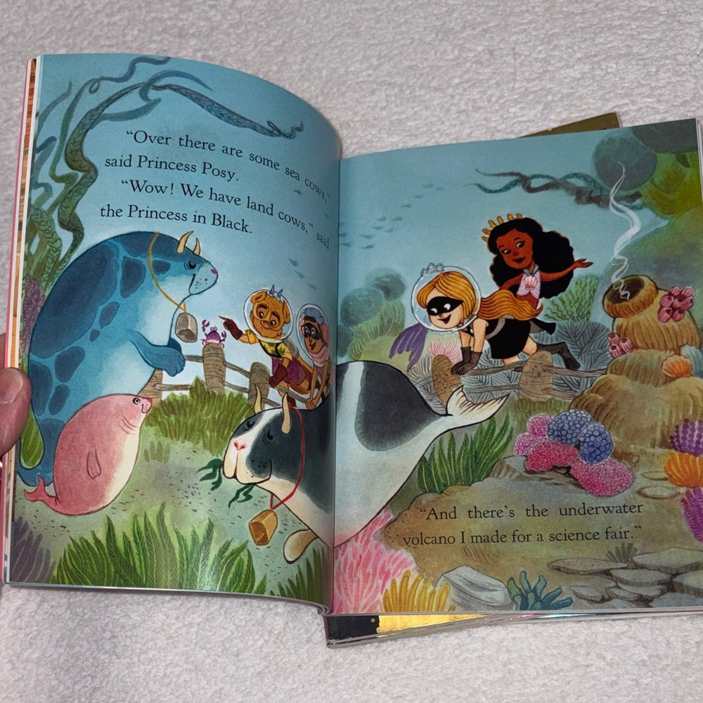 Princess in Black Book Set - 1-4 and 9 chapter books - Picture 10 of 10
